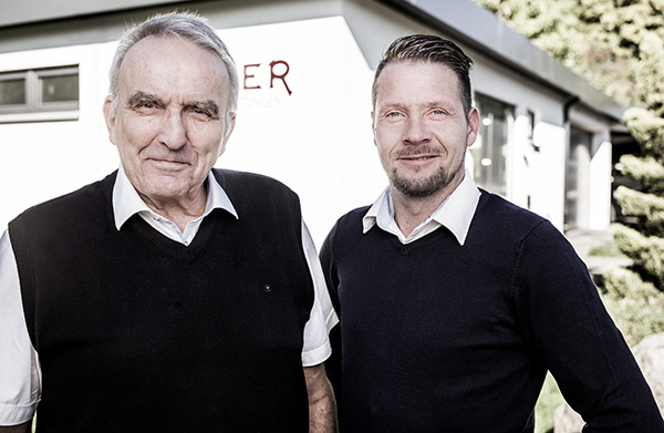 Die Geschäftsführer von Seißler Bestattungen in Herborn stehen gemeinsam für einfühlsame